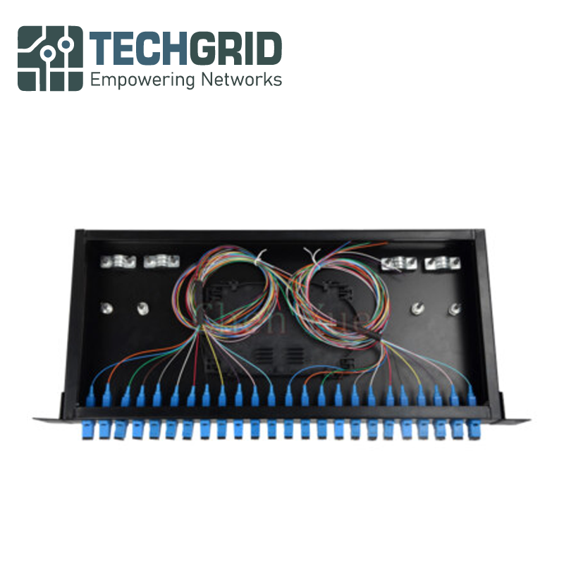 Caja de Terminación Óptica Rack 1U – 24 Puertos LC UPC con Pigtails y Adaptadores